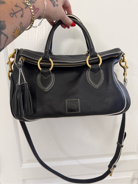 Dooney & Bourke Handbags - Dooney & Bourke Florentine Edge Medium Satchel
